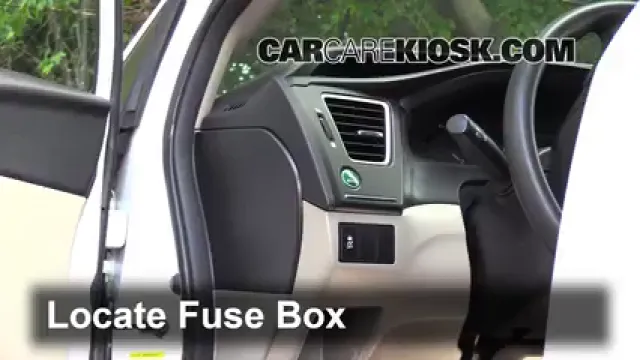 2014 Honda Civic LX 1.8L 4 Cyl. Sedan Fusible (interior) Control